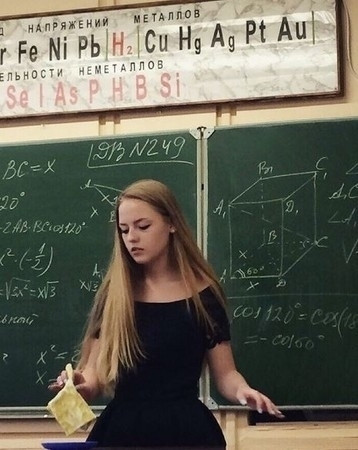 我的美女老师，一段难忘的师生情谊