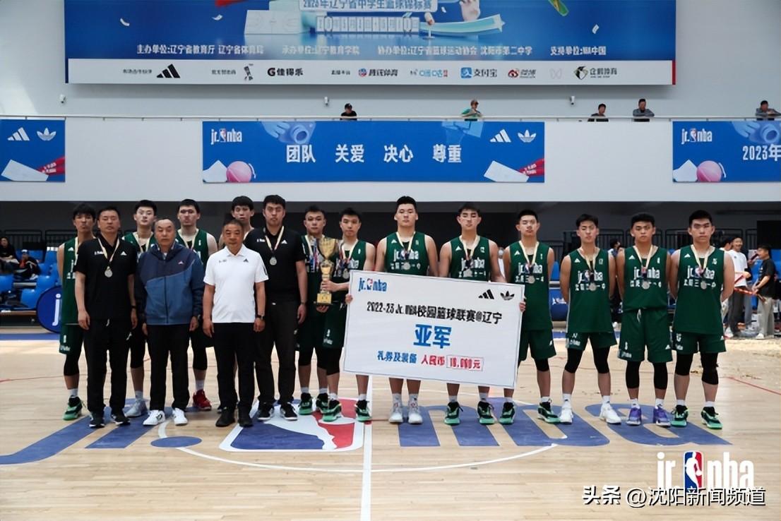 今日焦点，中国男篮比赛直播——热血与荣耀的碰撞
