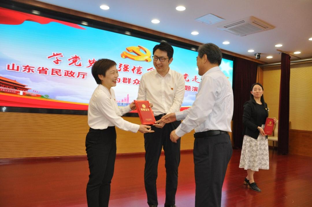 三期必出—彩票投注中的理性与信念三期必出三期必出持孙