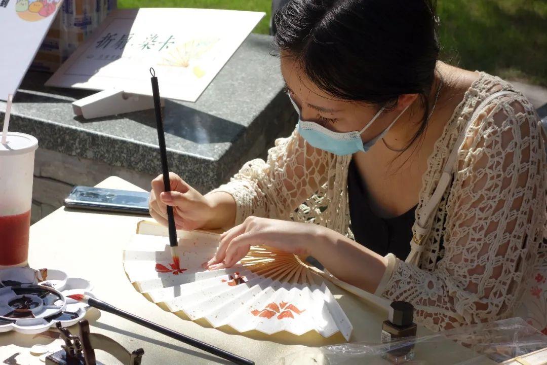 蓝月亮正版资料免费大全，解锁知识，点亮未来蓝月亮新版免费资料大全