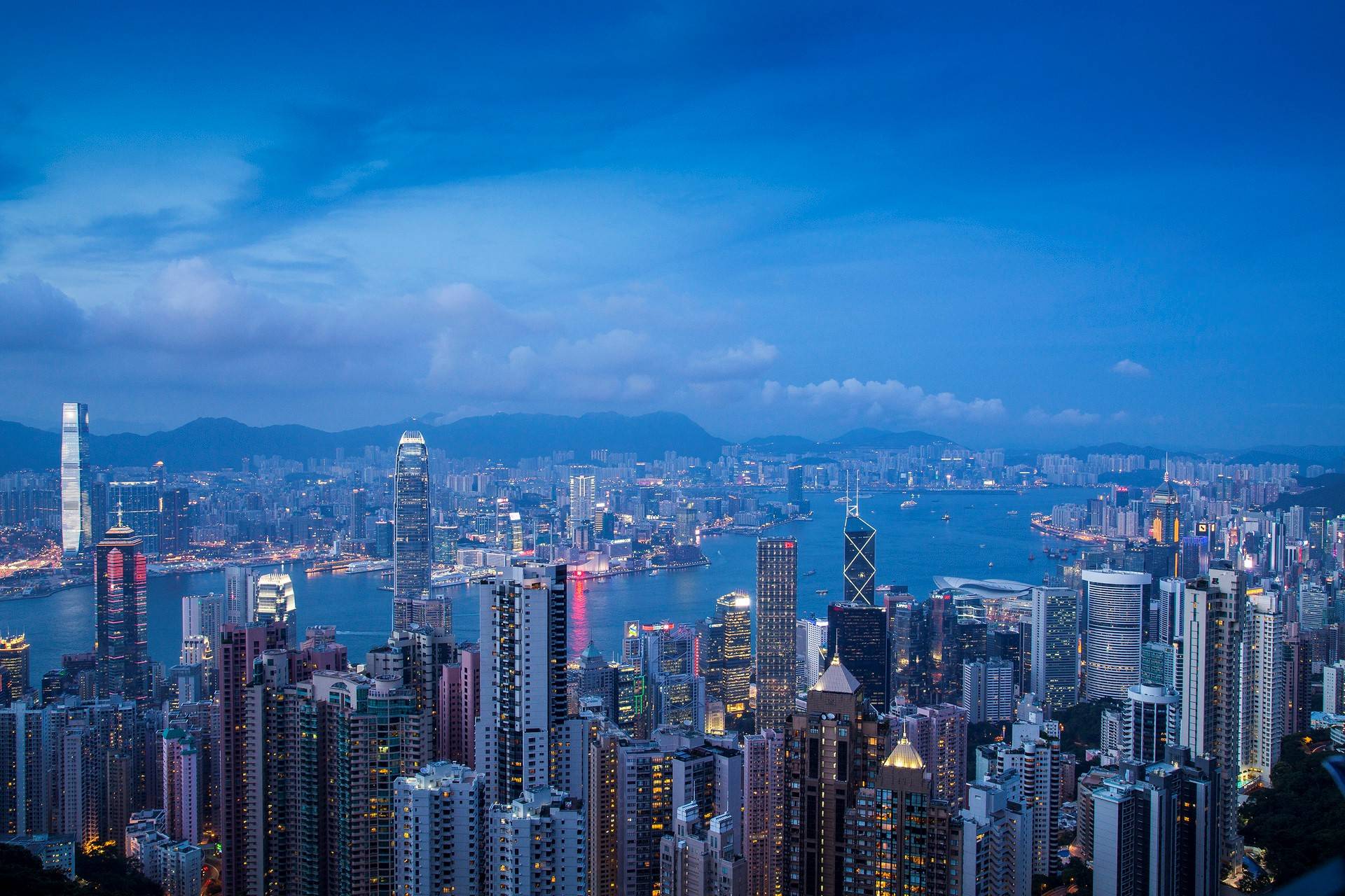 2046，今晚香港特马六期揭秘—一场数字与概率的较量2024今晚香港开特马开什么六期一