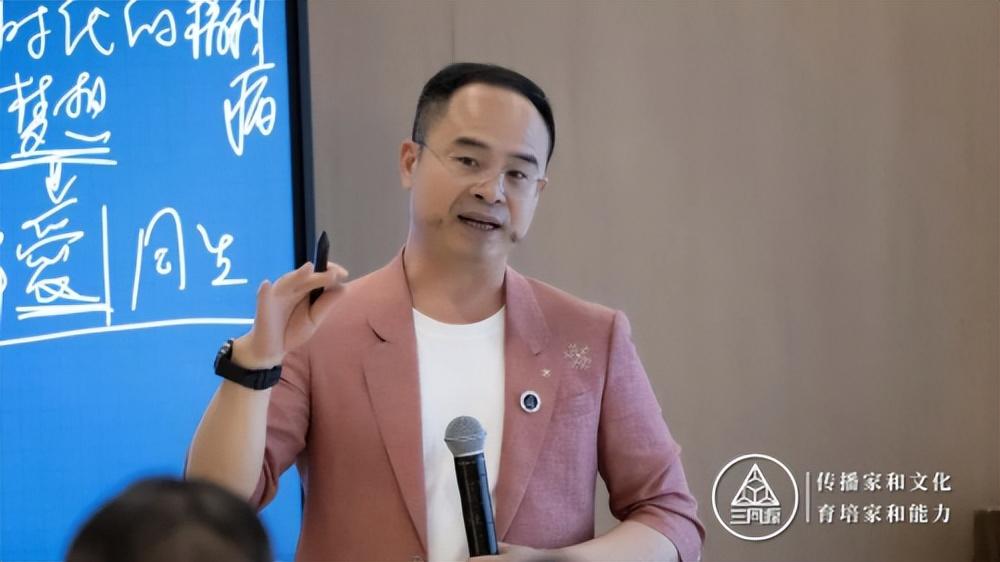 2043年香港特马揭秘