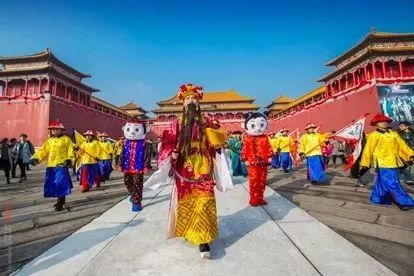 横店迷踪，我在影视城的到处客串之旅去横店玩被选中当演员