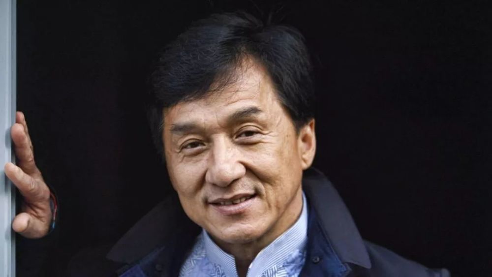 澳门最准一肖的背后，理性与娱乐并存的独特魅力解析—配套成龙，乐在其中！澳门最准一肖一码一码配套成龙A超级风云