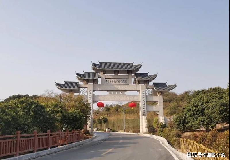 澳门2045，未来赌城的科技与文化交融新篇章新澳门2024开奖结果开奖现场直播回放