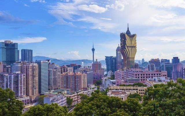 澳门新貌与旧韵，时光交错下的双面城市新澳门和老澳门区别大吗